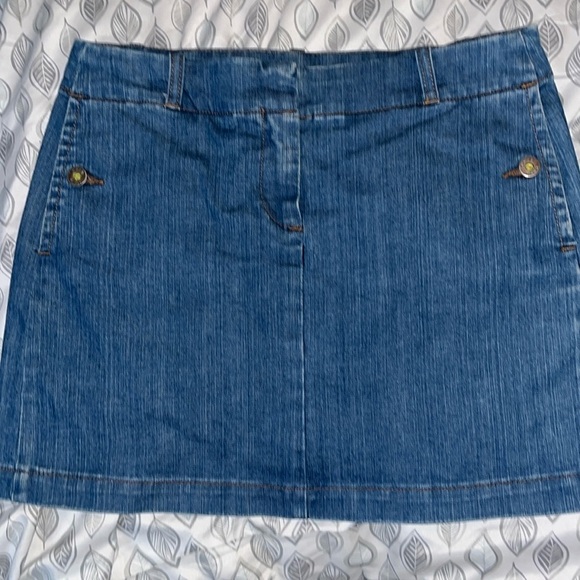J Crew Light Wash Contrast Stitch Denim Mini Skirt Size 4 - Picture 1 of 6